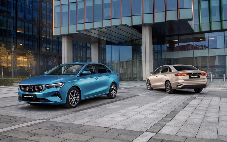 Самый дешевый Geely Emgrand с МКП, который можно было купить за 1,6 млн рублей, ушел из России. Теперь предлагаются только машины с «автоматом» — от 1,844 млн рублей